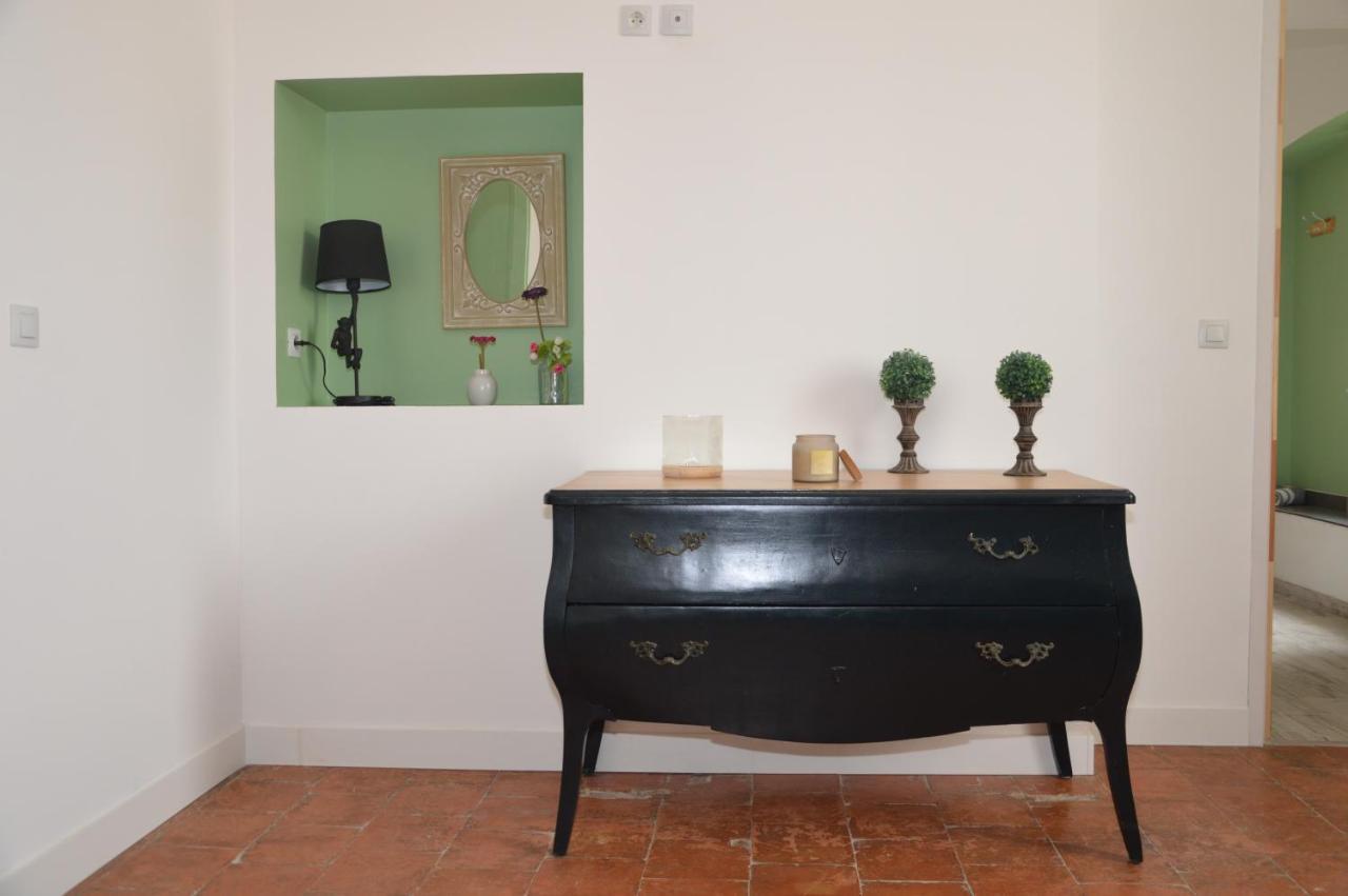 Mas De La Forge Noguier Bed & Breakfast Vergèze Dış mekan fotoğraf