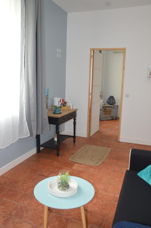 Mas De La Forge Noguier Bed & Breakfast Vergèze Dış mekan fotoğraf